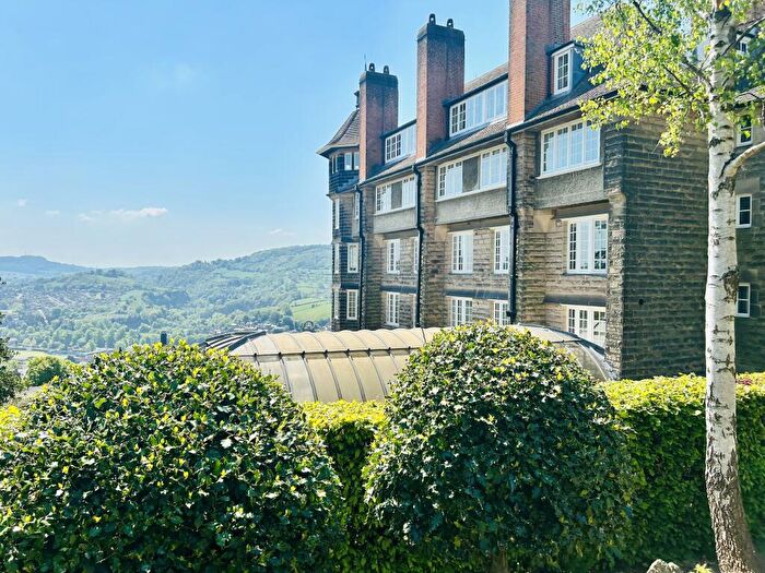 2 Bedroom Apartment To Rent In Cavendish Road, Matlock, DE4