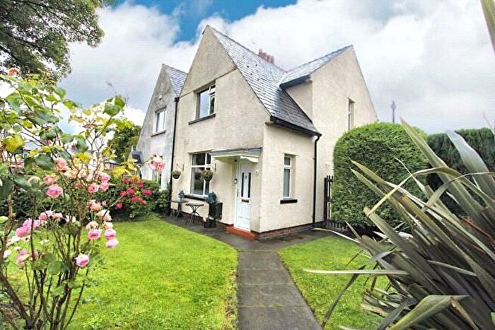 2 Bedroom Semi Detached House For Sale In Hamilton Street, Bolton, Greater Manchester, BL1