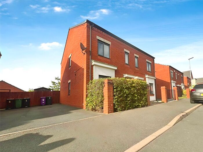 3 Bedroom Semi-Detached House To Rent In Coningsby Drive, Wolverhampton, West Midlands, WV2