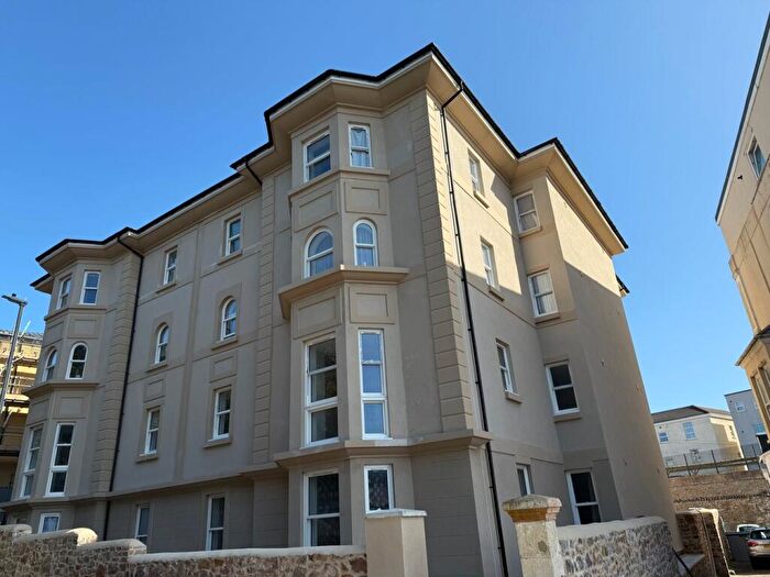 2 Bedroom Apartment To Rent In Madeira Road, Weston Super Mare, BS23