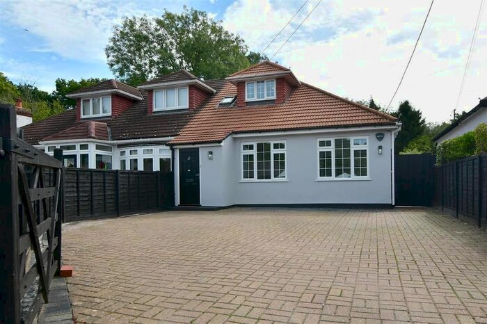 3 Bedroom Bungalow For Sale In Bennetts Avenue, West Kingsdown, Sevenoaks, Kent, TN15