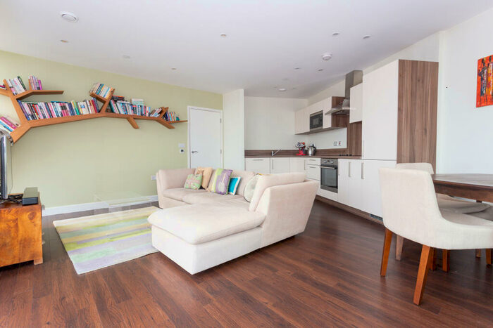 2 Bedroom Apartment To Rent In Surrey Quays Road, London, Greater London, SE16