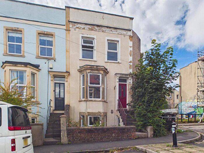3 Bedroom House For Sale In Dalrymple Road, St Pauls, Bristol, BS2