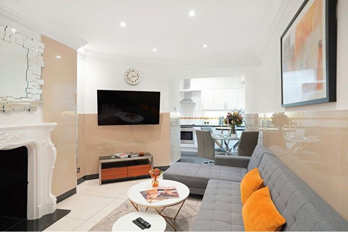 1 Bedroom Flat To Rent In Gloucester Place, London, W1U