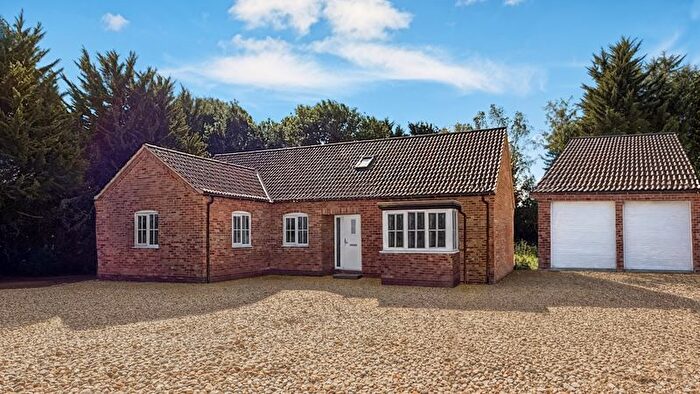 3 Bedroom Detached Bungalow For Sale In Oak Lodge, The Paddock, Dry Doddington, NG23