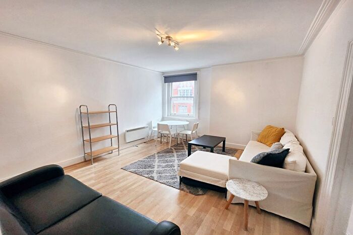 2 Bedroom Flat To Rent In York Mansions, Chiltern Street, Marylebone, London, W1U