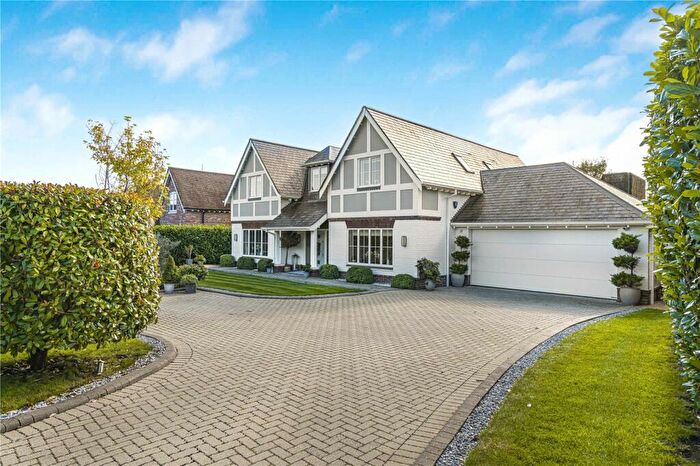 5 Bedroom Detached House For Sale In Green Lane, Littlewick Green, Maidenhead, Berkshire, SL6