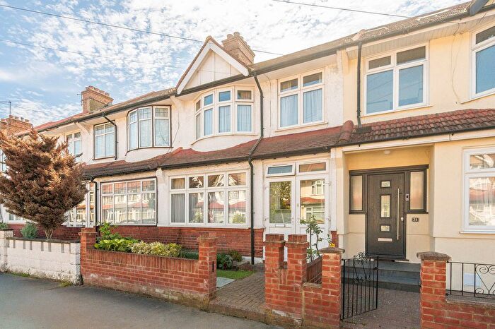 3 Bedroom Terraced House For Sale In Warlingham Road, Thornton Heath, CR7