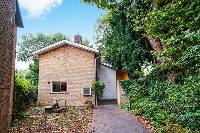 3 Bedroom Detached House For Sale In Tasker Road, London, NW3