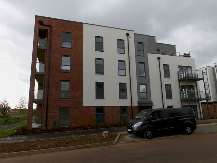 2 Bedroom Flat To Rent In Atlas Way, Oakgrove Village, Milton Keynes, MK10