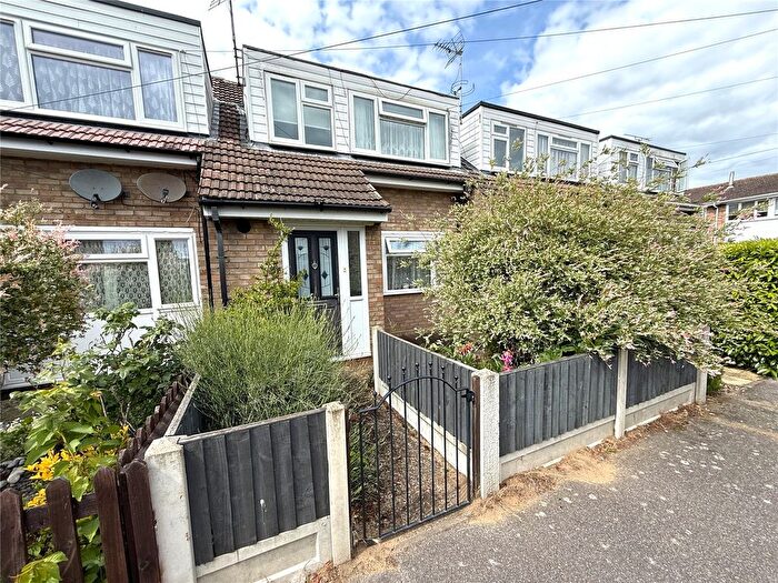 3 Bedroom Terraced House For Sale In Tyne East Tilbury, Essex, RM18