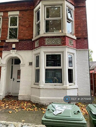 6 Bedroom Semi-Detached House To Rent In Lenton Boulevard, Nottingham, NG7