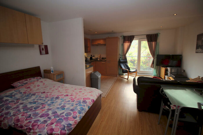 Studio To Rent In X Q Building, Taylorson Street South, Salford, Lancashire, M5