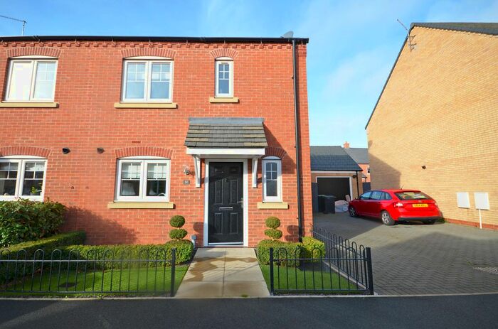 3 Bedroom Semi-Detached House To Rent In Kelmarsh Avenue, Raunds, Northamptonshire, NN9