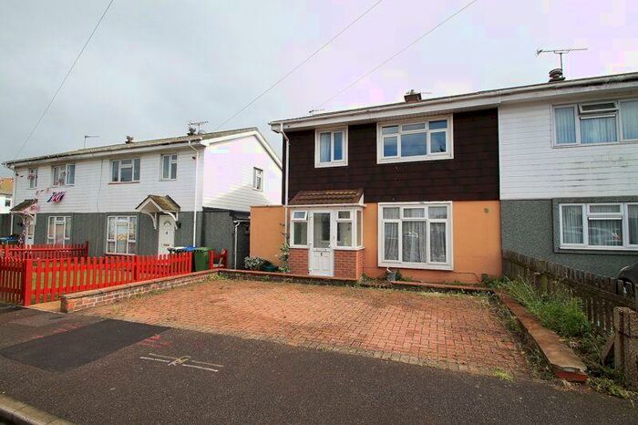 3 Bedroom Semi-Detached House To Rent In Stour Road, Dartford, DA1
