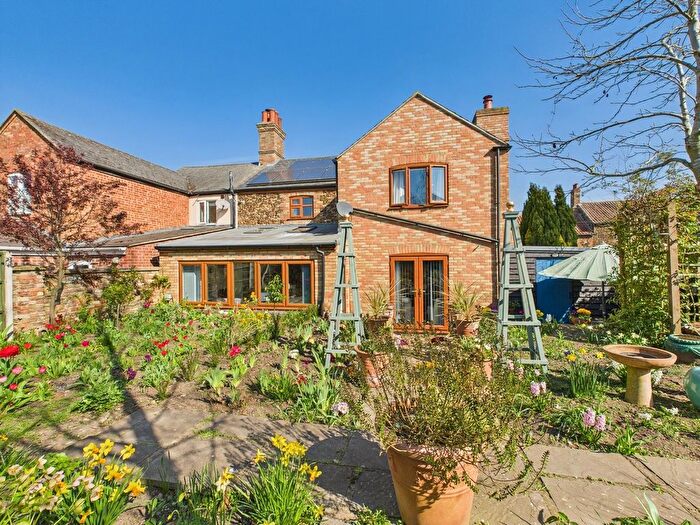 4 Bedroom Semi-detached House For Sale In Church Road, Wimbotsham, King's Lynn, PE34