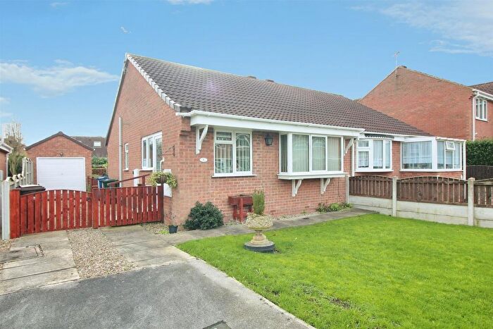 2 Bedroom Semi Detached Bungalow For Sale In Fairway Close, Sherburn In Elmet, Leeds, LS25