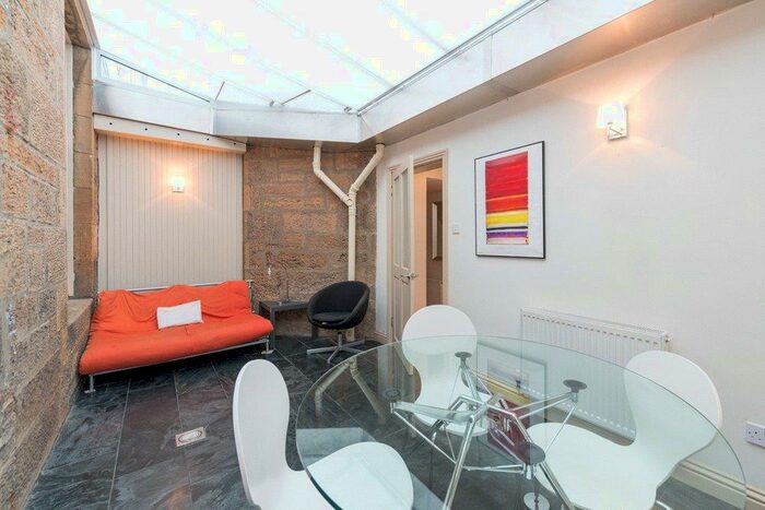 4 Bedroom Flat To Rent In Strathearn Road, Edinburgh, EH9