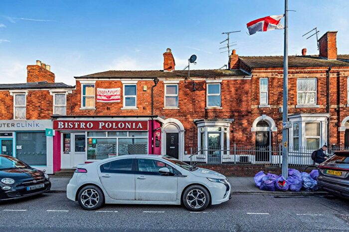 2 Bedroom Flat For Sale In High Street, Lincoln, LN5
