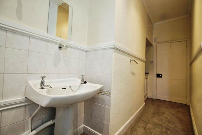1 Bedroom Flat To Rent In Mount Pleasant, Ilkley, LS29