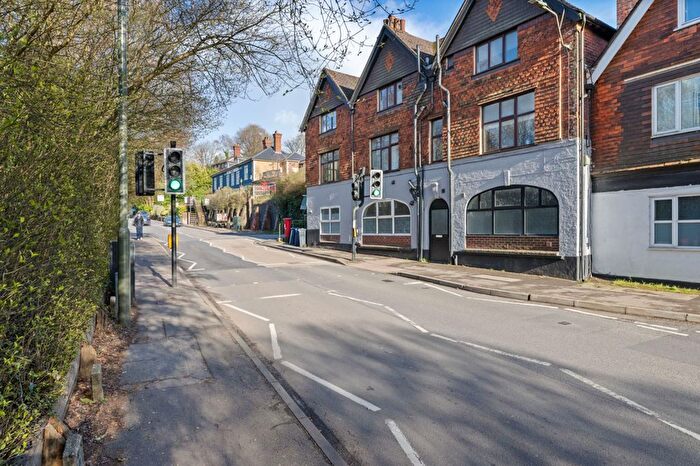 1 Bedroom Flat For Sale In Kings Road, Haslemere, GU27