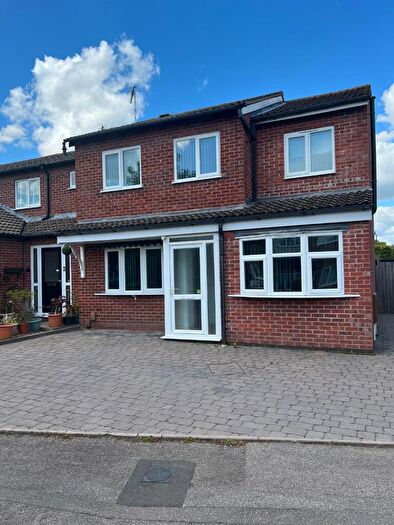 3 Bedroom End Of Terrace House To Rent In Rushmoor Drive, Coventry, West Midlands, CV5
