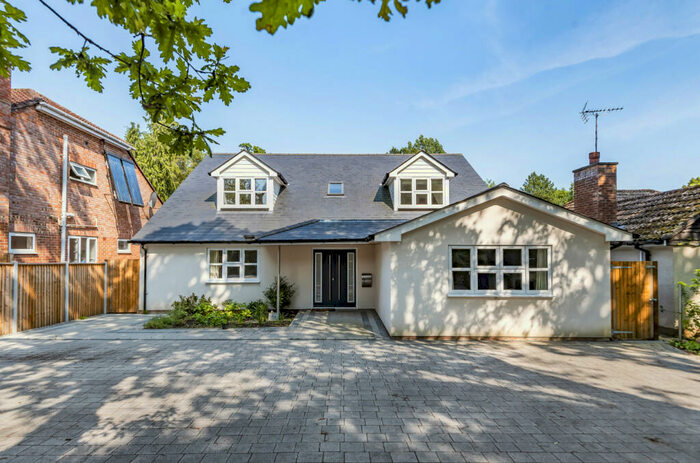 4 Bedroom Detached House To Rent In Hursley Road, Chandler's Ford, Hampshire, SO53