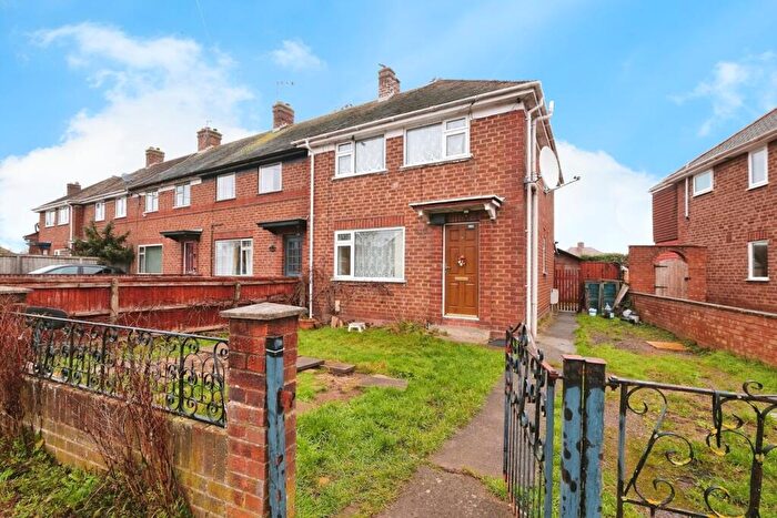 3 Bedroom End Of Terrace House For Sale In Hinton Crescent, Hereford, HR2