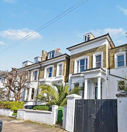 5 Bedroom Property For Sale In Percy Road, Shepherds Bush, W12
