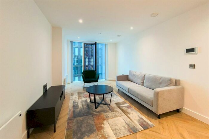 2 Bedroom Apartment To Rent In Elizabeth Tower, M15