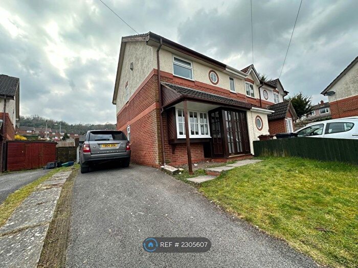 2 Bedroom End Of Terrace House To Rent In Lon Goed, Holywell, CH8