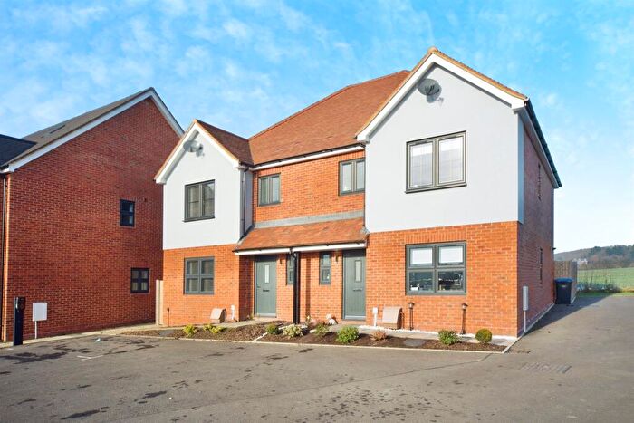 3 Bedroom House To Rent In Meadow View, Nazeing, Waltham Abbey, EN9