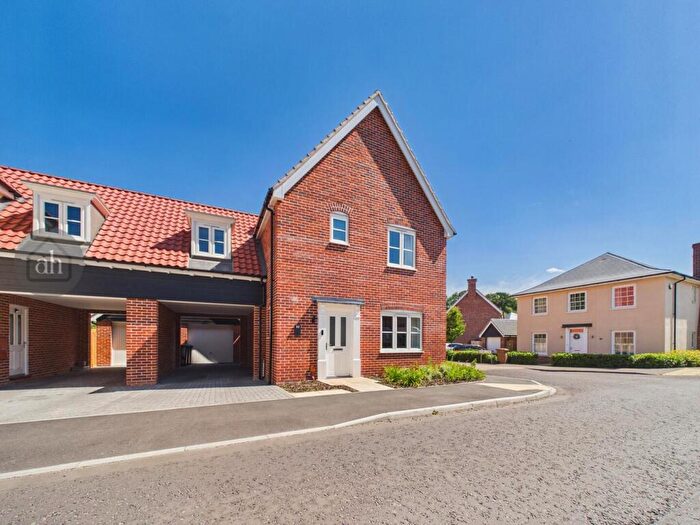 3 Bedroom Link Detached House For Sale In Quarry Avenue, Needham Market, IP6