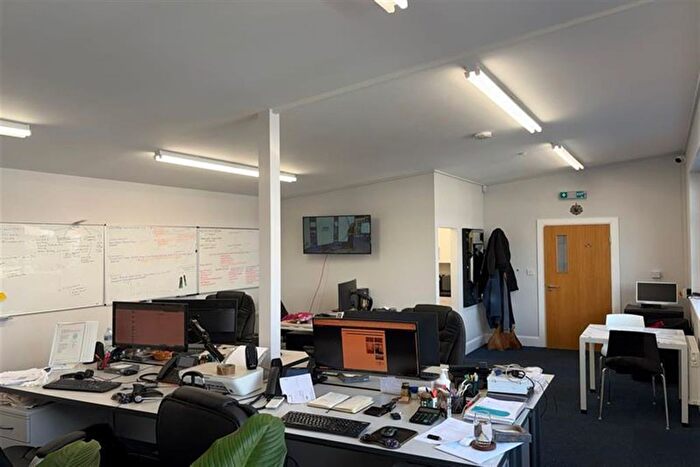 Office To Rent In The Service Road, Potters Bar, London, EN6
