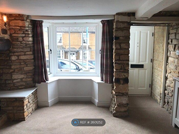 1 Bedroom Terraced House To Rent In Middle Row, Chipping Norton, OX7
