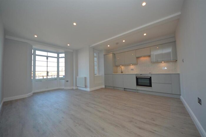 2 Bedroom Flat To Rent In St Johns Court Finchley Road, NW3