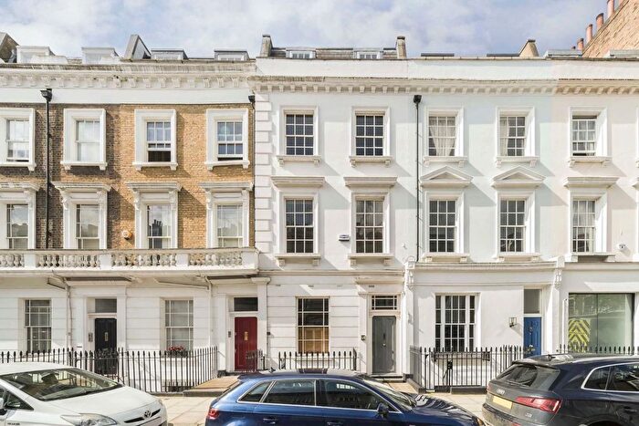 3 Bedroom Flat To Rent In Cambridge Street, London, SW1V