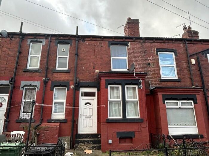 1 Bedroom Terraced House For Sale In Florence Avenue, Harehills, LS9