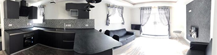 2 Bedroom Apartment To Rent In The Parade, Roath, Cardiff, CF24