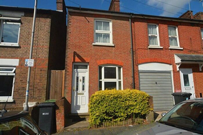 2 Bedroom House To Rent In Albion Road, St Albans, AL1