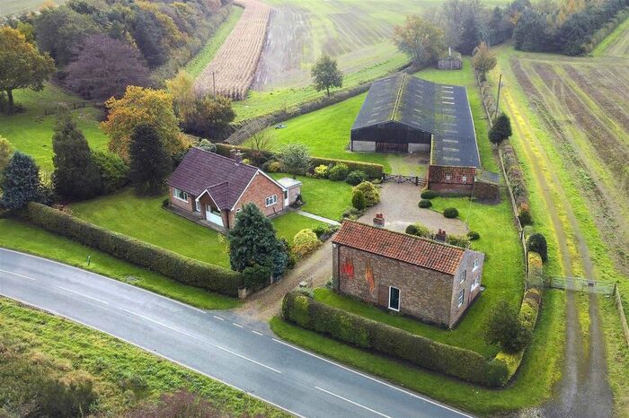 5 Bedroom Country House For Sale In Main Street, Melbourne, York, YO42