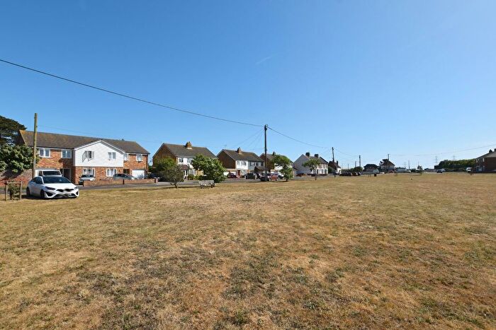 5 Bedroom Detached House For Sale In Manor Road, Lydd, Romney Marsh, TN29