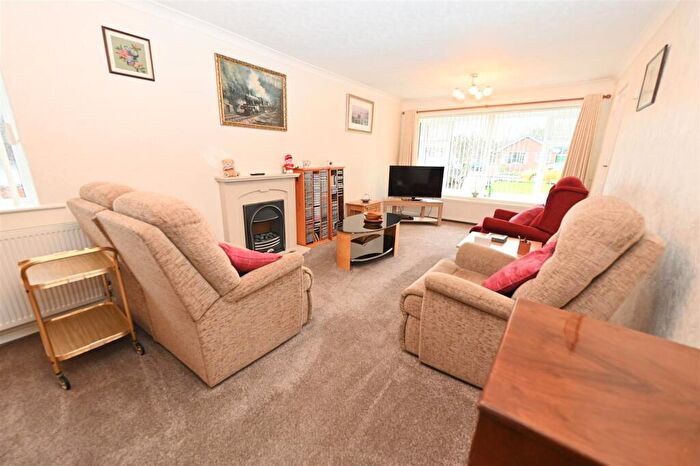 2 Bedroom Detached Bungalow For Sale In Chestnut Close, Catterick, Richmond, DL10