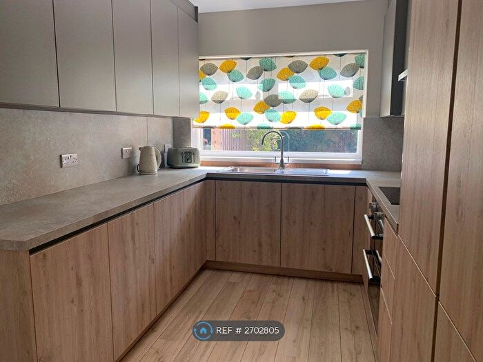 5 Bedroom Semi Detached House To Rent In Lenton, Nottingham, NG7