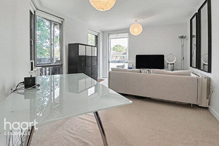 2 Bedroom Flat For Sale In Lanacre Avenue, NW9