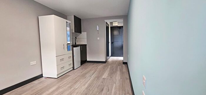 Studio To Rent In Beatrice Close, Eastcote, HA5