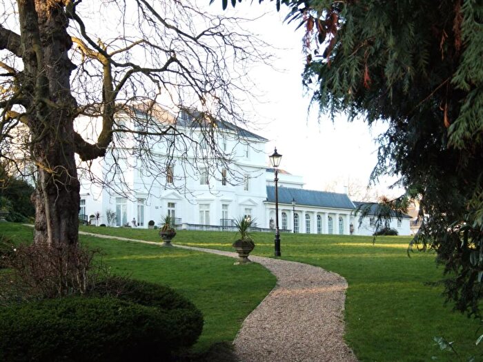 1 Bedroom Apartment To Rent In Kingston Hill Place Kingston Upon Thames, KT2