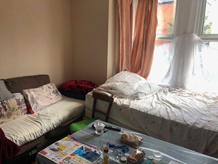 Property For Sale In Headstone Road, Harrow, Middlesex, HA1