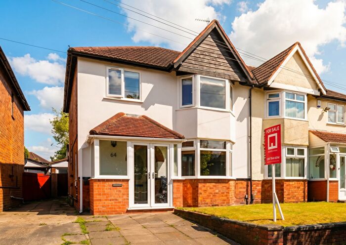 3 Bedroom Semi Detached House For Sale In Primrose Lane, Hall Green, B28