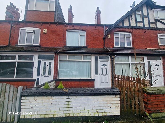 3 Bedroom Terraced House To Rent In Cross Flatts Crescent, Leeds, LS11